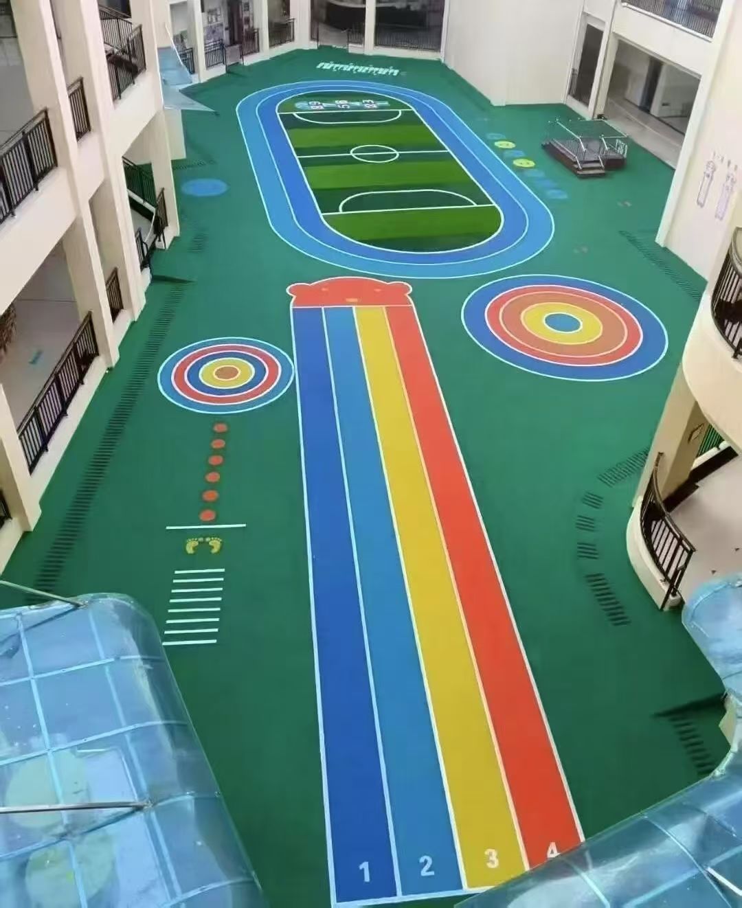 【资阳市】混合型塑胶跑道口碑好的专业厂家，品质可靠服务优秀